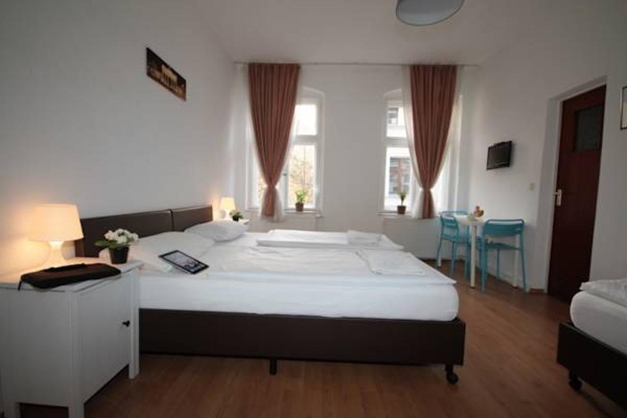Hotel Altstadt Spandau Seeburg  エクステリア 写真